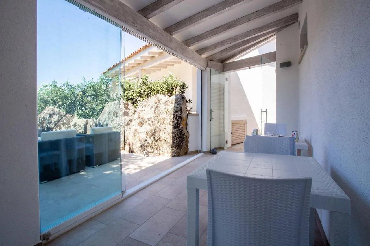 Panzió La Corte Di Pulicinu Baja Sardinia