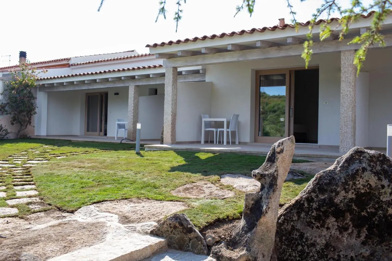 Bed & Breakfast La Corte Di Pulicinu Baja Sardinia