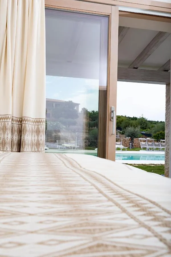 La Corte Di Pulicinu Baja Sardinia Bed & Breakfast