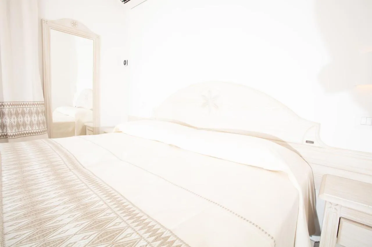 Bed & Breakfast La Corte Di Pulicinu Baja Sardinia Italy