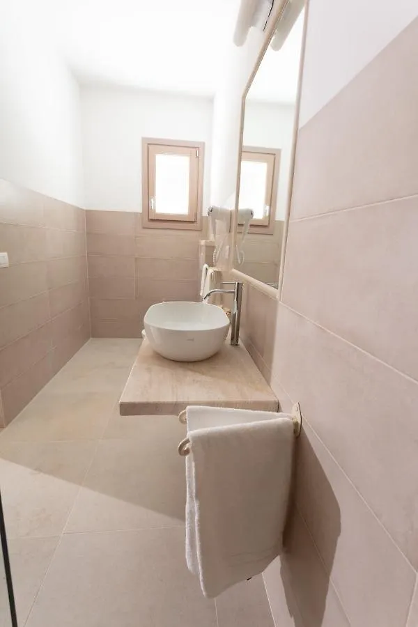 Bed & Breakfast La Corte Di Pulicinu Baja Sardinia