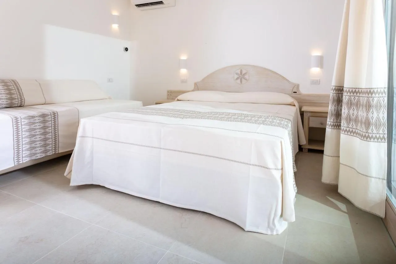 Bed & Breakfast La Corte Di Pulicinu Baja Sardinia Italy