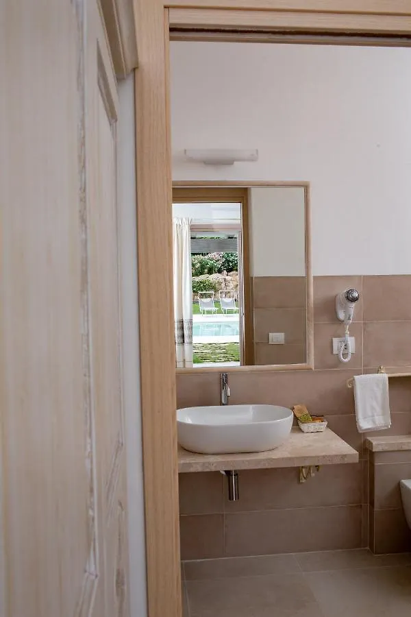 Bed & Breakfast La Corte Di Pulicinu Baja Sardinia