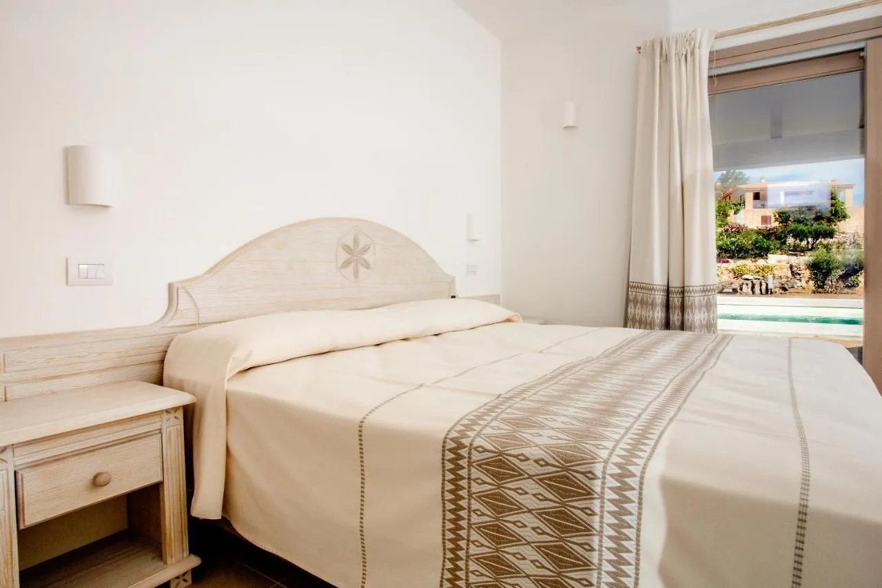 Bed & Breakfast La Corte Di Pulicinu Baja Sardinia