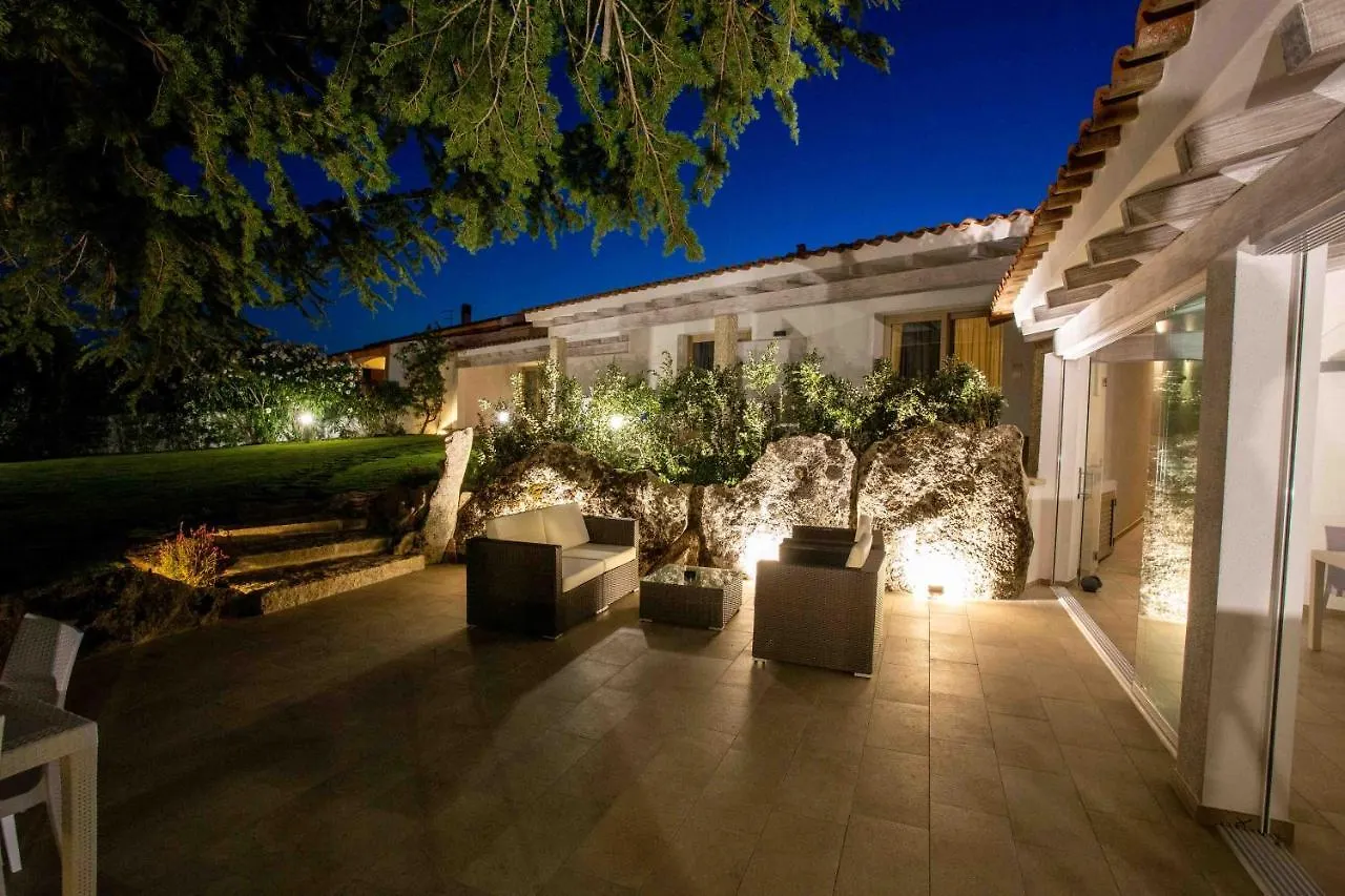 La Corte Di Pulicinu Baja Sardinia Bed & Breakfast