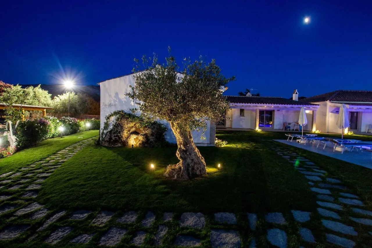 La Corte Di Pulicinu Baja Sardinia Bed & Breakfast