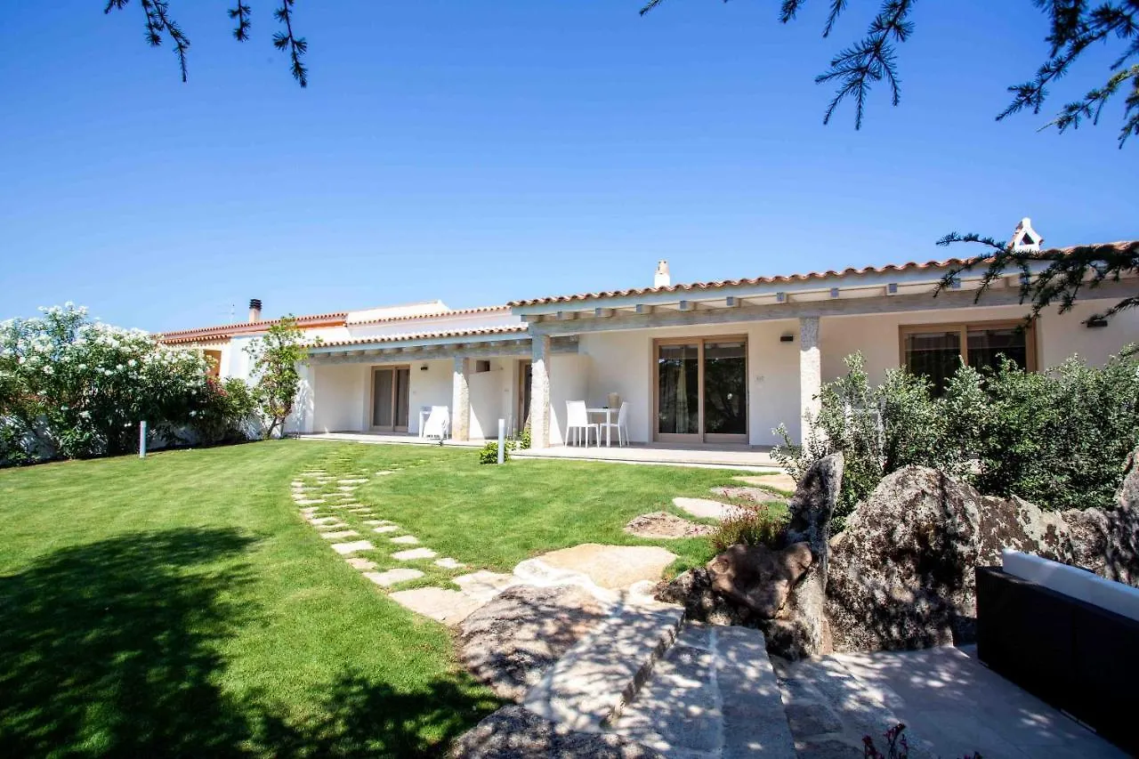 Bed & Breakfast La Corte Di Pulicinu Baja Sardinia Italy